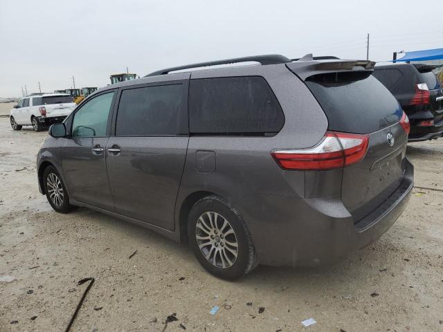 Image 2 of 2019 TOYOTA SIENNA XLE 2019 with VIN 5TDYZ3DC8KS020723