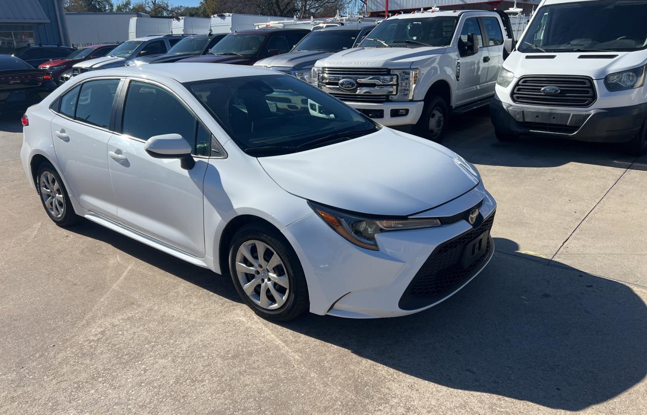 Obraz 1 z 2021 TOYOTA COROLLA LE 2021 z VIN 5YFEPMAE5MP185953