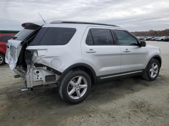 Image 3 of 2018 FORD EXPLORER XLT 2018 with VIN 1FM5K7D88JGA76109