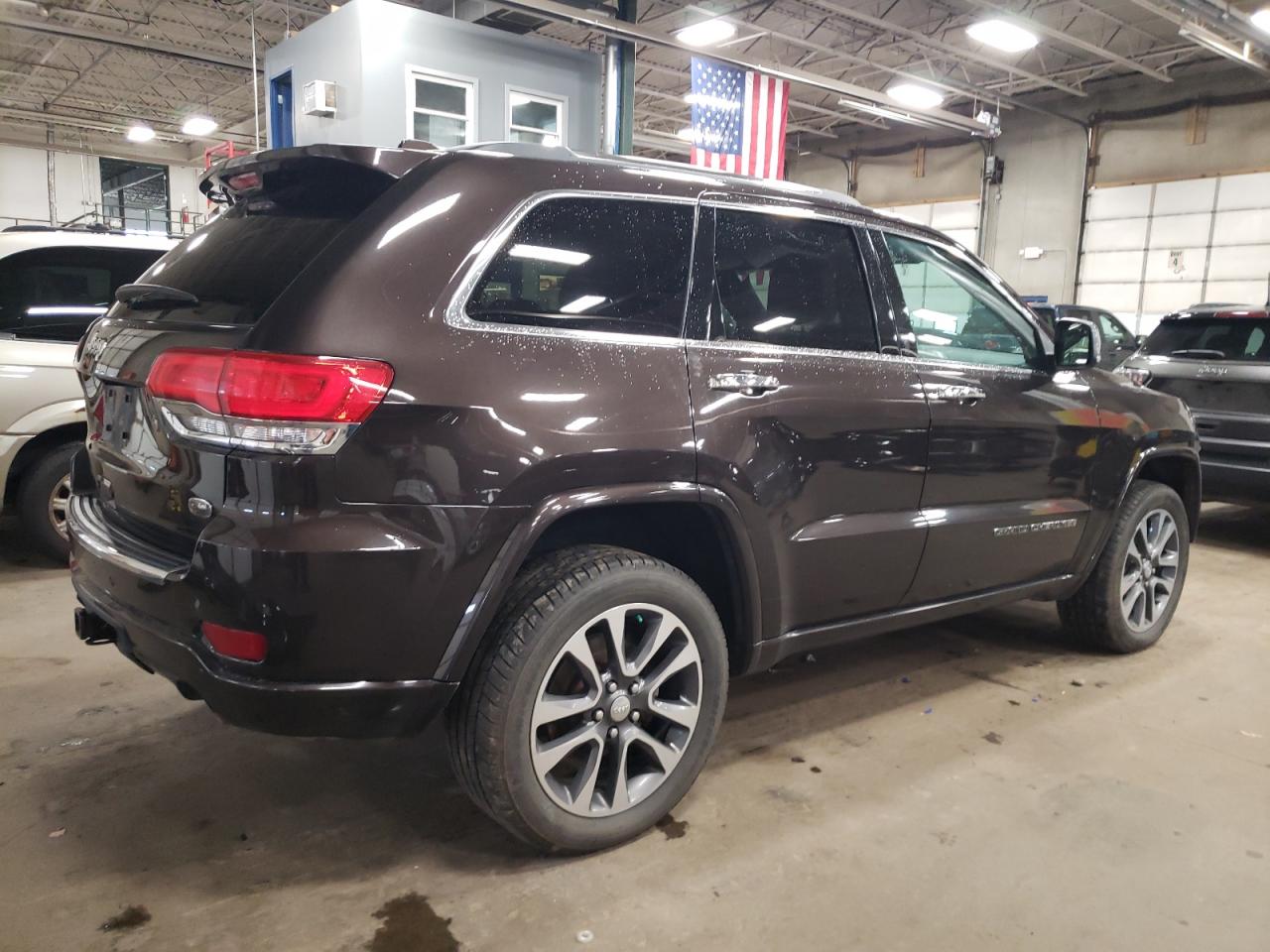 Image 3 of 2017 JEEP GRAND CHEROKEE OVERLAND 2017 with VIN 1C4RJFCG5HC727998