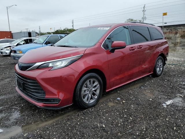 Image 1 of 2022 TOYOTA SIENNA LE 2022 with VIN 5TDBSKFC3NS063677