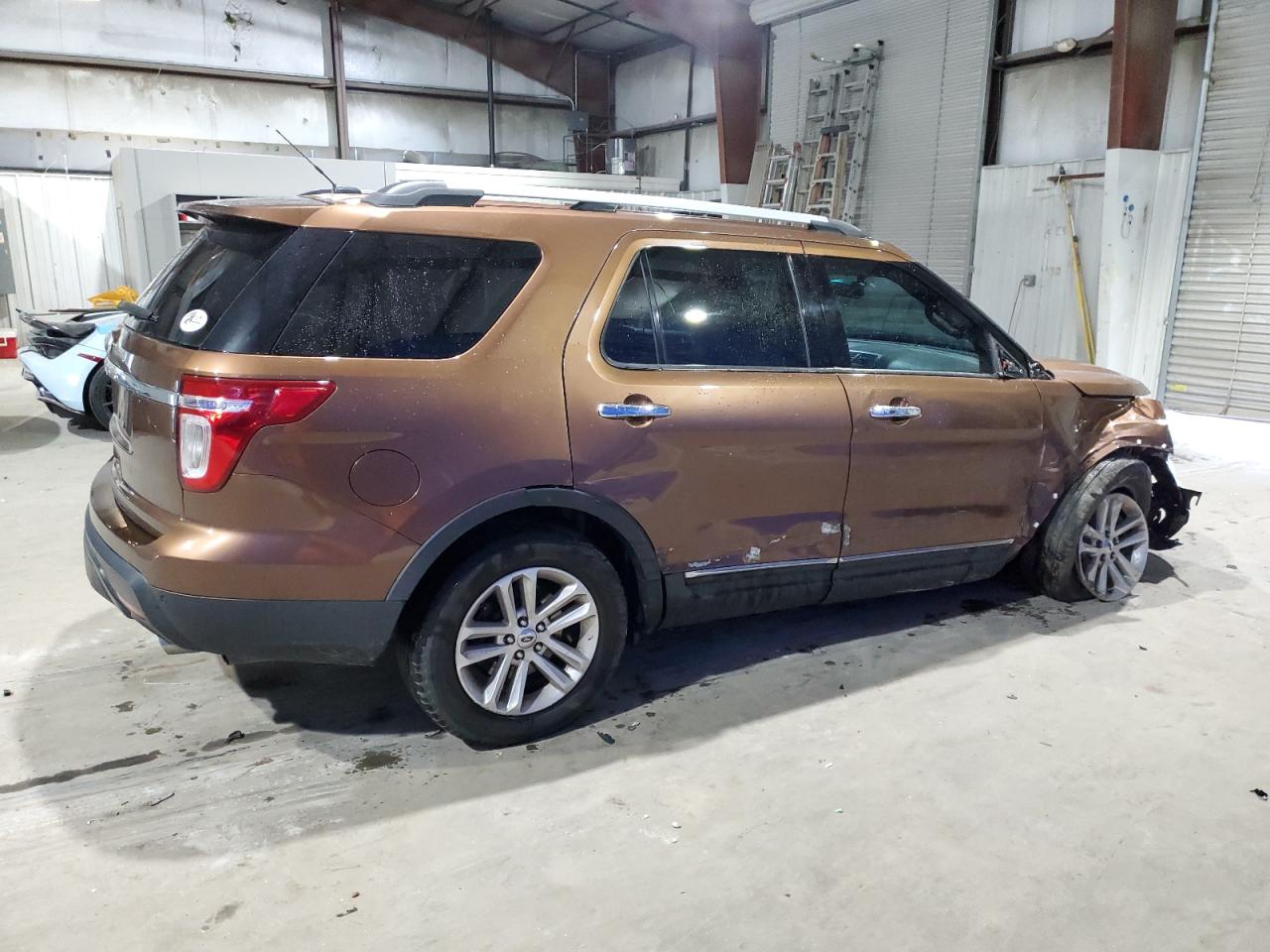 Изображение 3 2011 FORD EXPLORER LIMITED 2011 с VIN 1FMHK7F89BGA09580