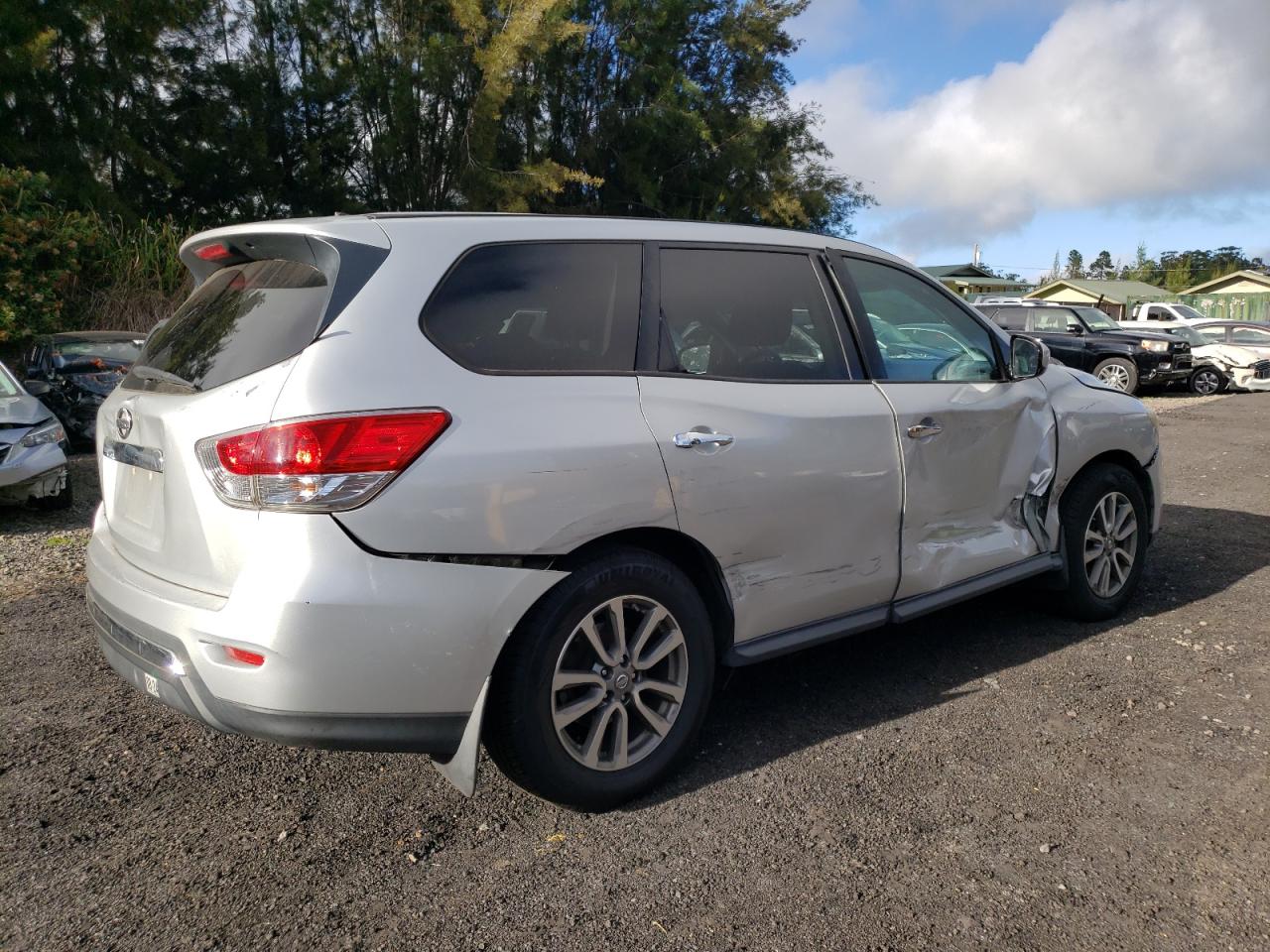 Obraz 3 z 2014 NISSAN PATHFINDER S 2014 z VIN 5N1AR2MNXEC696945