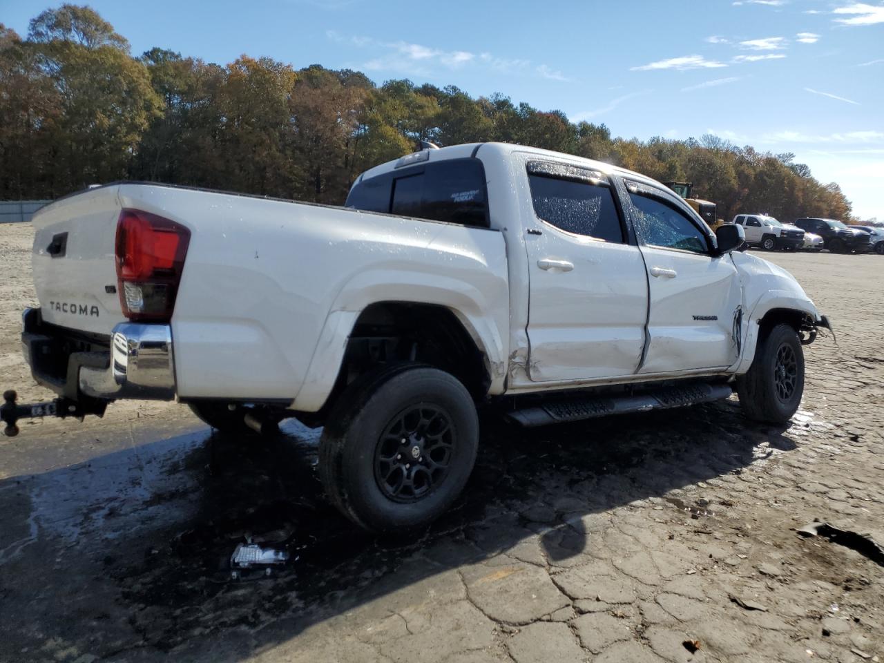 Image 3 of 2021 TOYOTA TACOMA DOUBLE CAB 2021 with VIN 3TMAZ5CN0MM157898