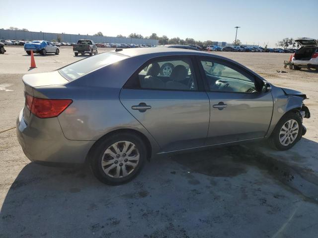 Image 3 of 2010 KIA FORTE EX 2010 with VIN KNAFU4A28A5861983