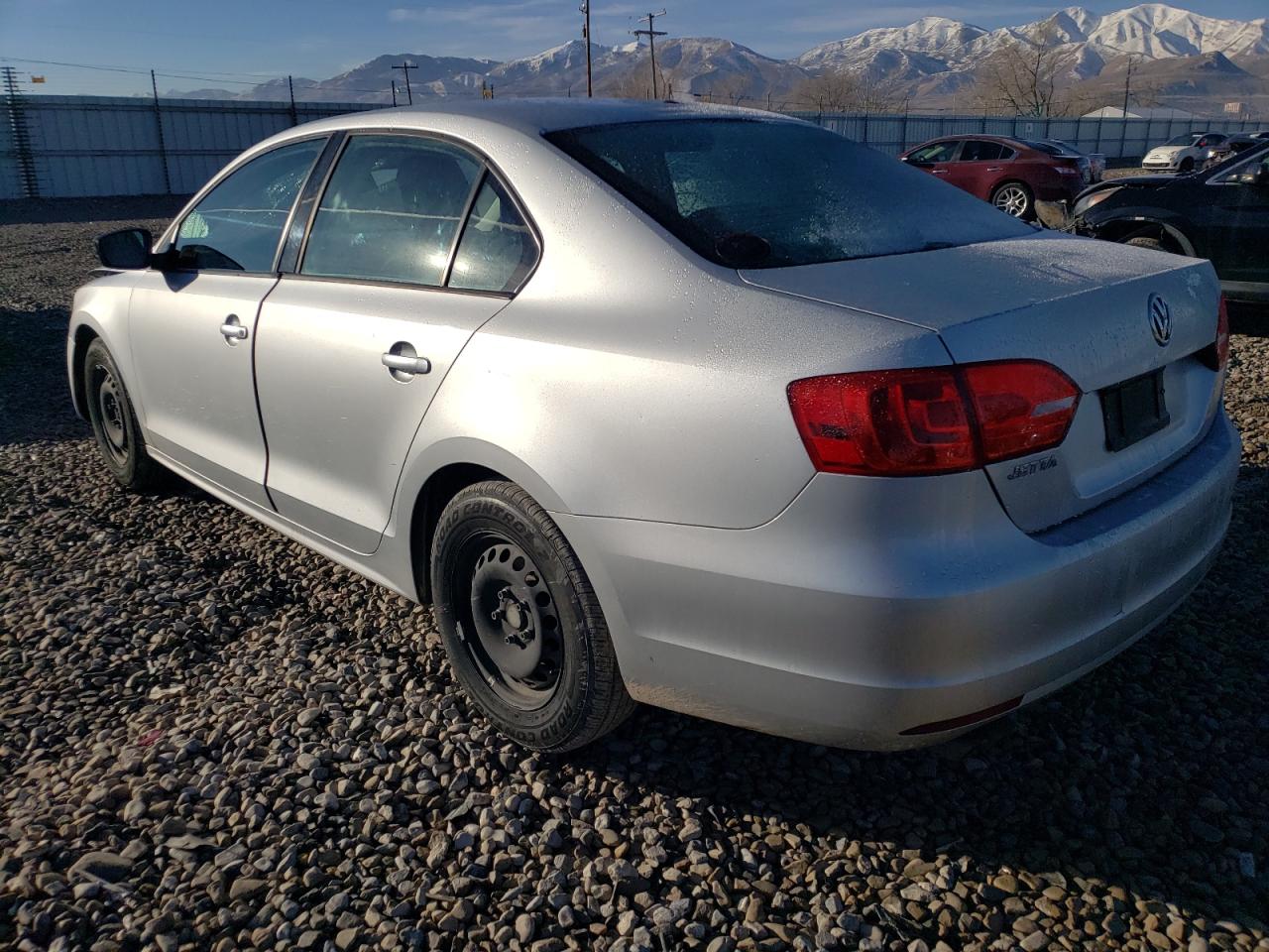 Изображение 2 2014 VOLKSWAGEN JETTA BASE 2014 с VIN 3VW2K7AJ7EM353422