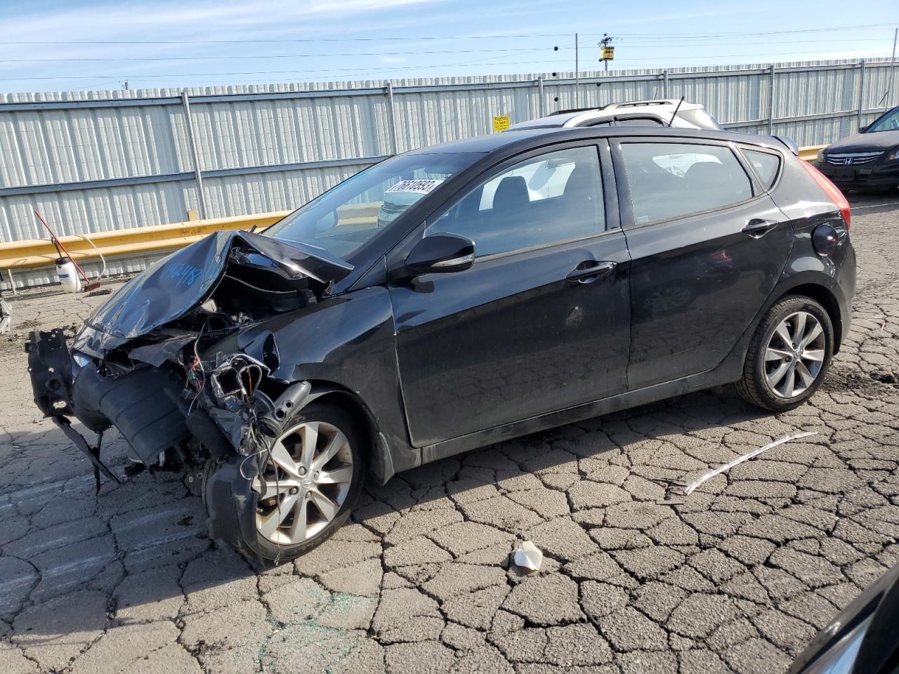 Image 1 of 2014 HYUNDAI ACCENT GLS 2014 with VIN KMHCU5AE2EU142418