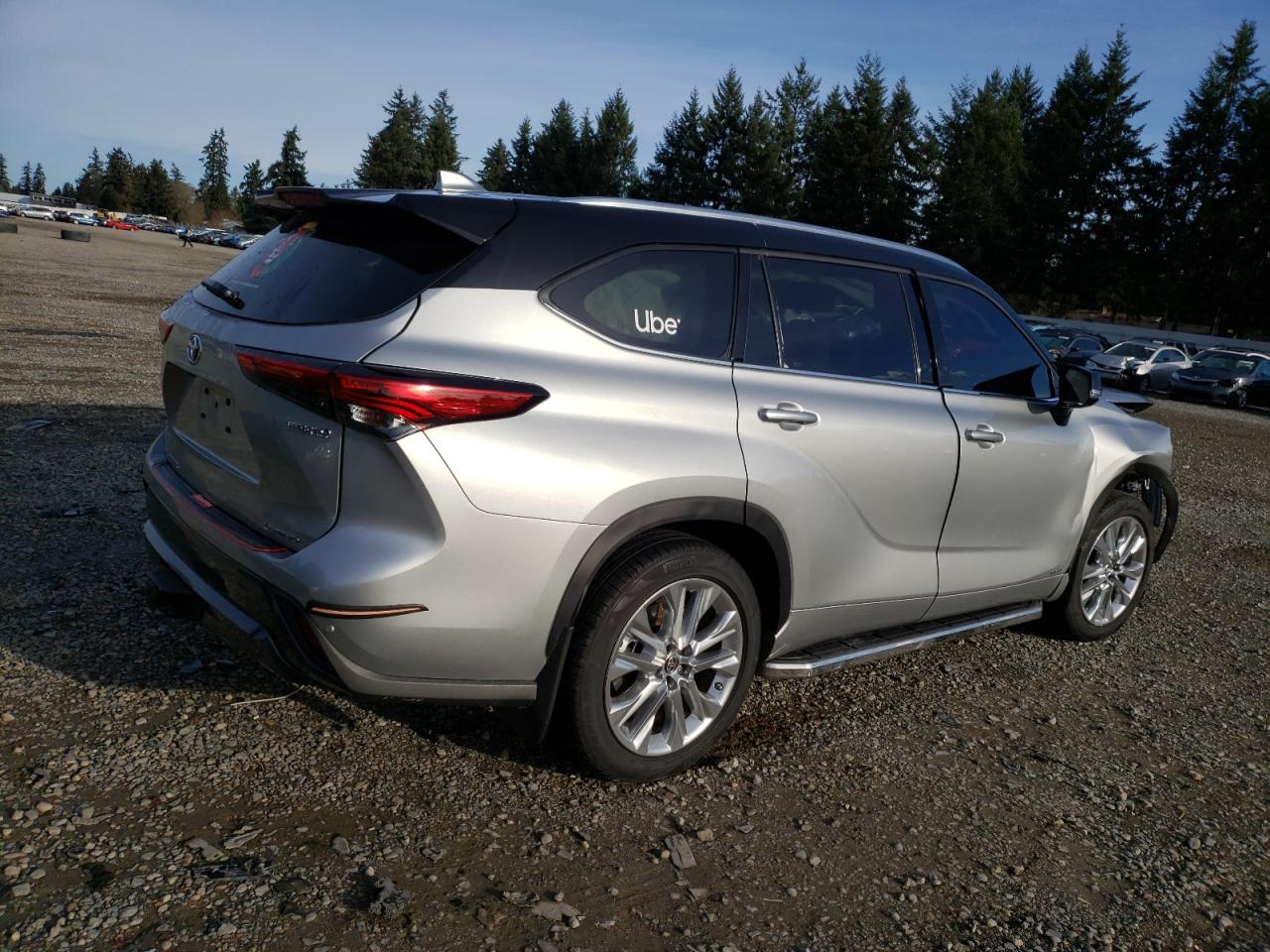 Изображение 3 2023 TOYOTA HIGHLANDER HYBRID LIMITED 2023 с VIN 5TDXBRCHXPS573638