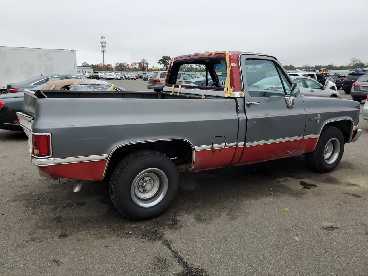 Image 3 of 1987 CHEVROLET R10  1987 with VIN 1GCDR14K2HF408517