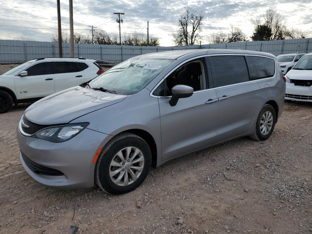Obraz 1 z 2018 CHRYSLER PACIFICA LX 2018 z VIN 2C4RC1CG9JR257548