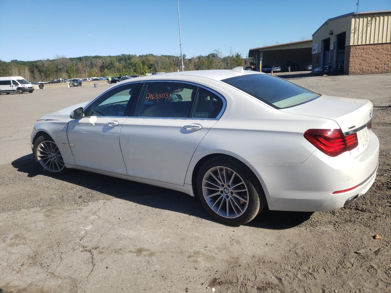 Изображение 2 2014 BMW 750 LXI 2014 с VIN WBAYF8C59ED142125
