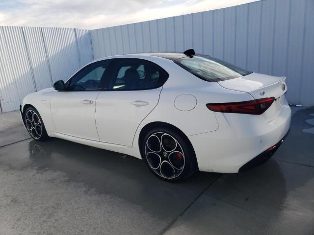 Obraz 2 z 2023 ALFA ROMEO GIULIA TI 2023 z VIN ZARFANBN1P7671102