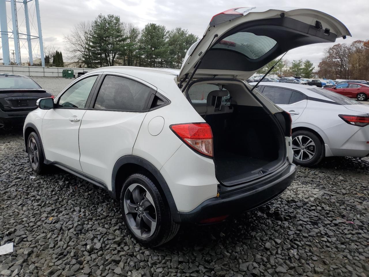 Obraz 2 z 2018 HONDA HR-V EXL 2018 z VIN 3CZRU6H75JM702033