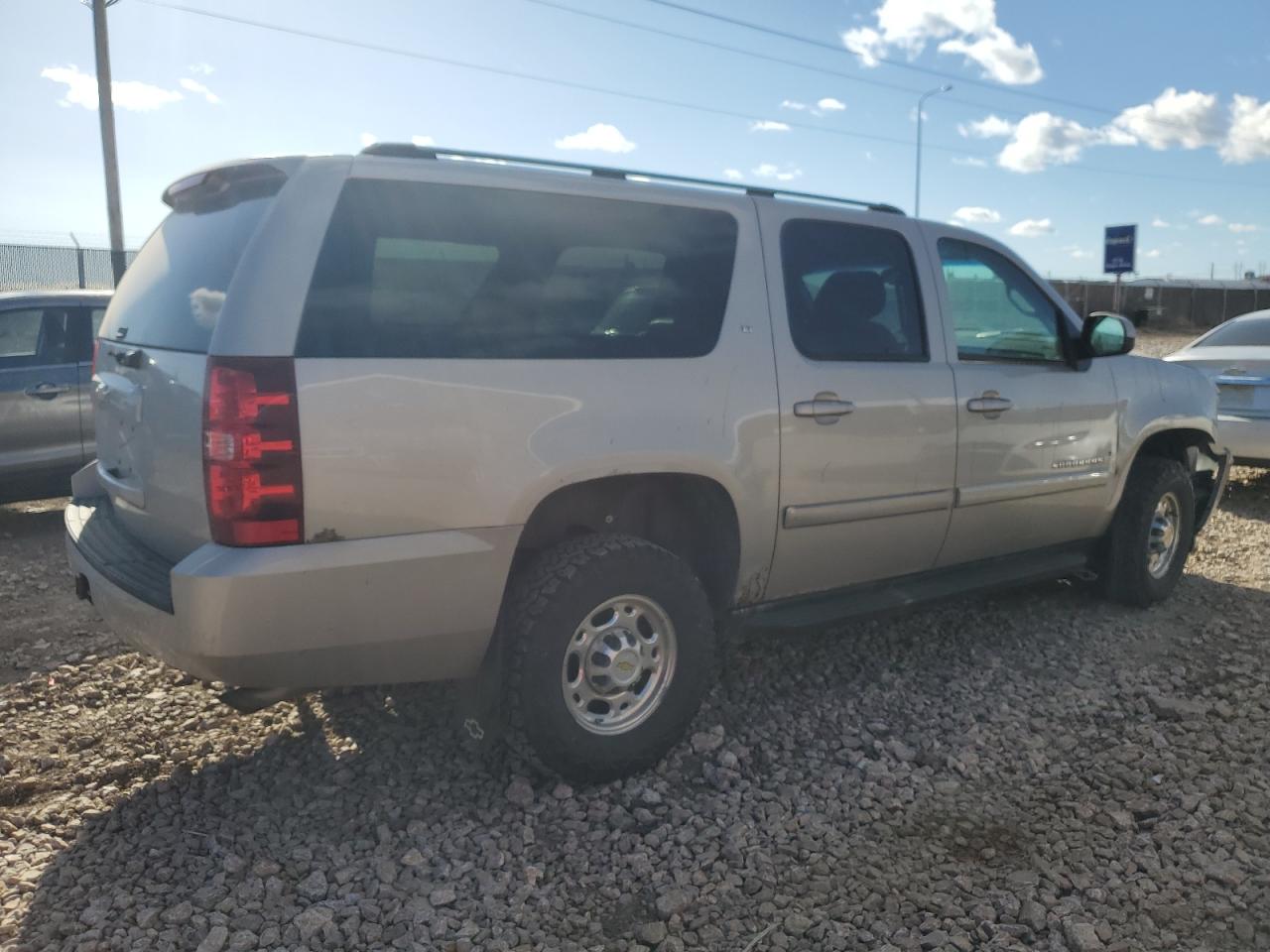 Obraz 3 z 2007 CHEVROLET SUBURBAN K2500 2007 z VIN 3GNGK26K87G127573