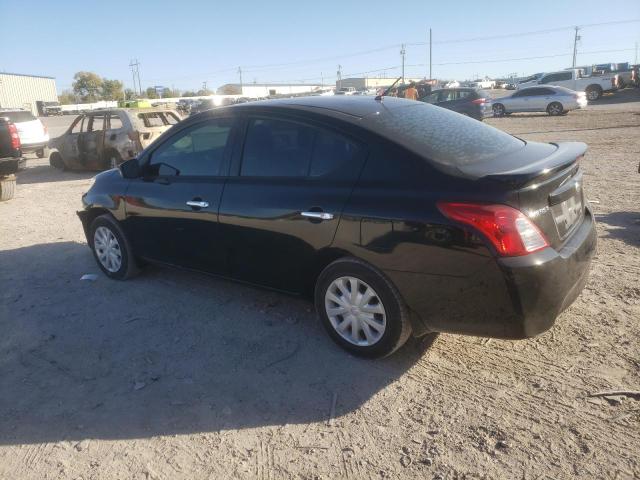 Obraz 2 z 2018 NISSAN VERSA S 2018 z VIN 3N1CN7AP3JL818803