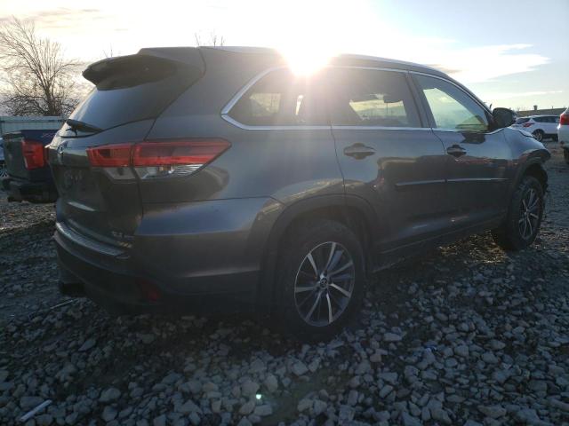 Obraz 3 z 2018 TOYOTA HIGHLANDER SE 2018 z VIN 5TDJZRFH6JS882866