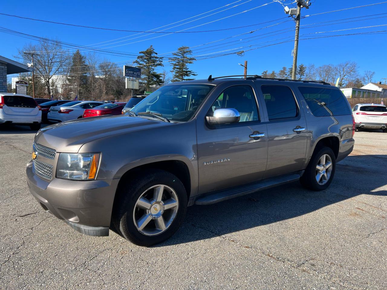 Изображение 2 2013 CHEVROLET SUBURBAN C1500 LT 2013 с VIN 1GNSCJE0XDR324970