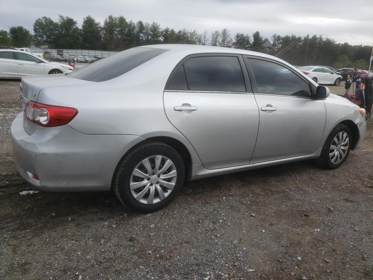 Изображение 3 2013 TOYOTA COROLLA BASE 2013 с VIN JTDBU4EE1DJ122553