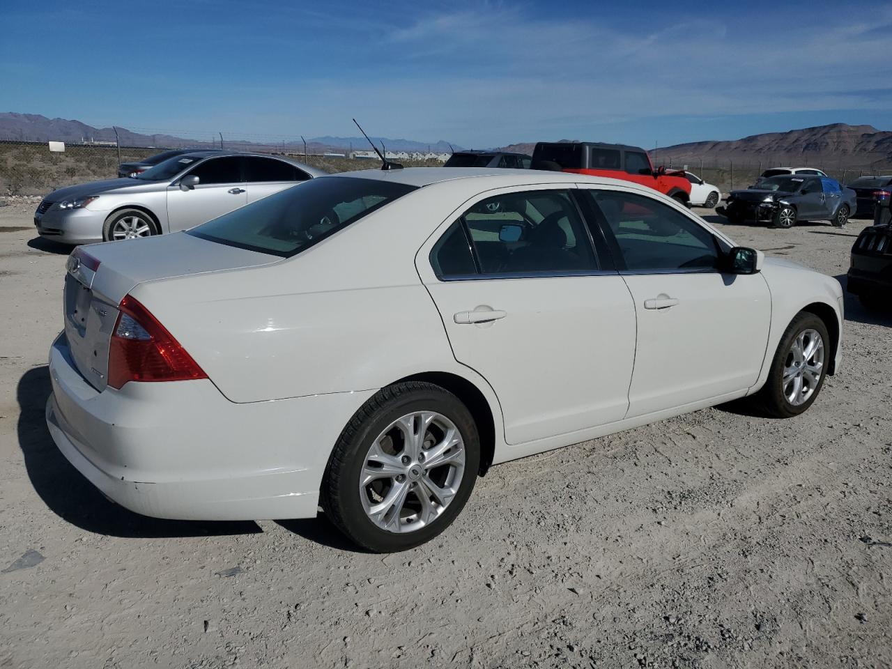 Изображение 3 2012 FORD FUSION SE 2012 с VIN 3FAHP0HG9CR170447