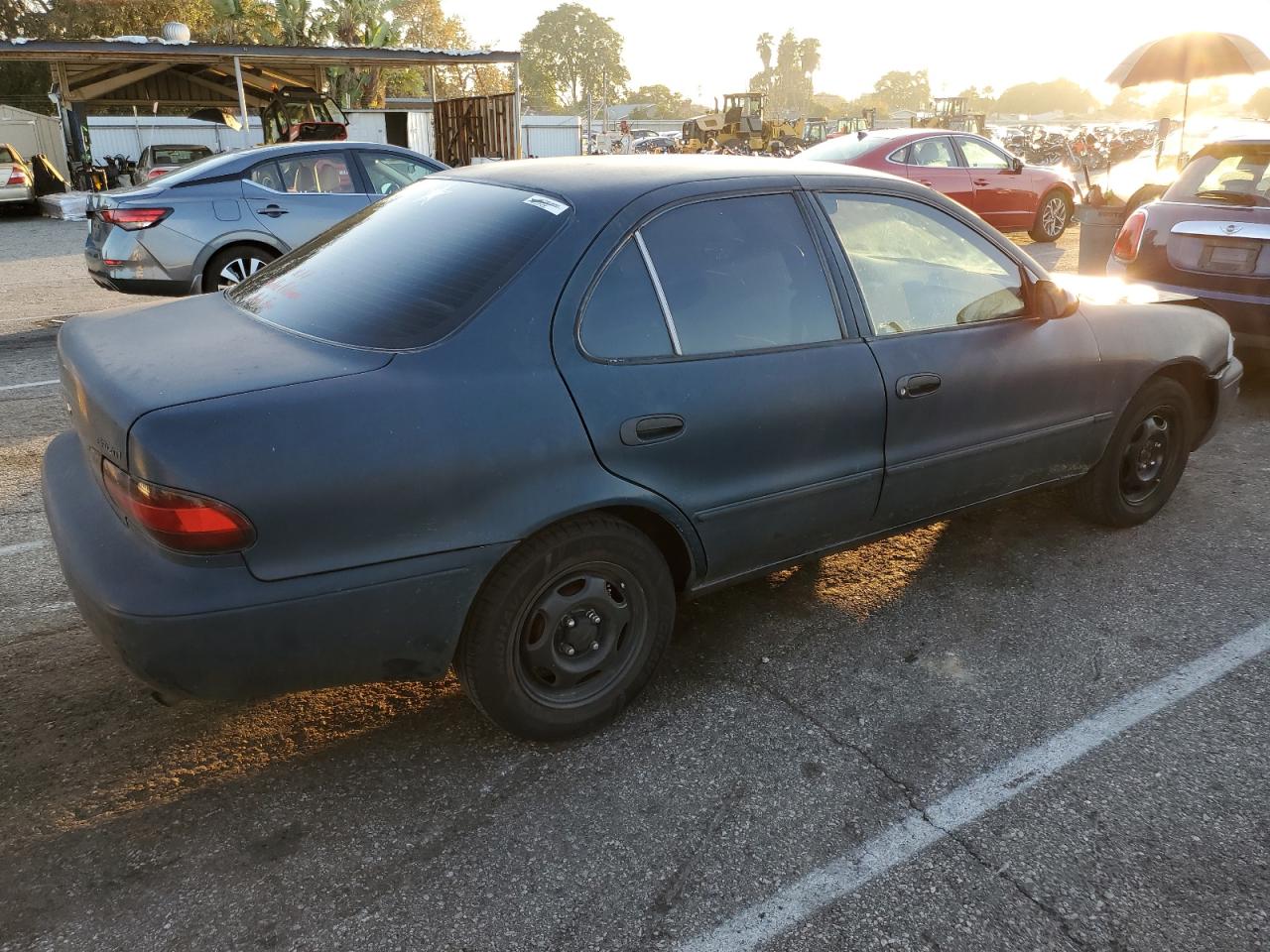 Изображение 3 1994 GEO PRIZM BASE 1994 с VIN 1Y1SK5368RZ037334