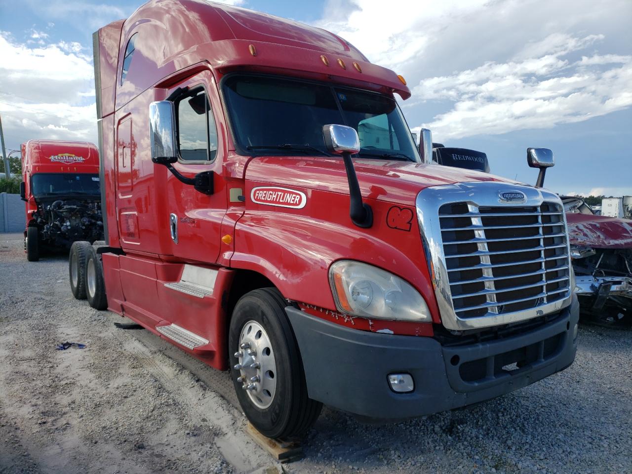 2014 FREIGHTLINER CASCADIA 125  2014 image