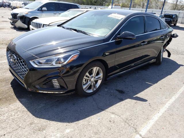 Obraz 1 z 2019 HYUNDAI SONATA LIMITED 2019 z VIN 5NPE34AF1KH816177