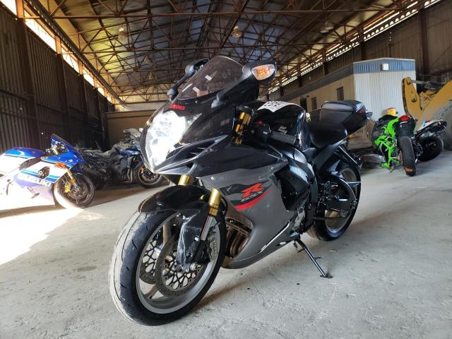 Image 2 of 2018 Suzuki GSX-R750 2018 with VIN JS1GR7MA3J2100660