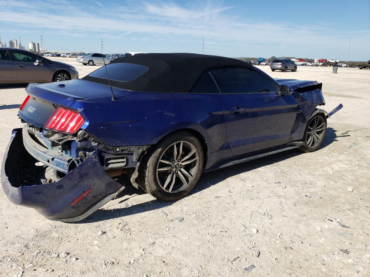 Image 3 of 2016 FORD MUSTANG GT 2016 with VIN 1FATP8FF3G5237152