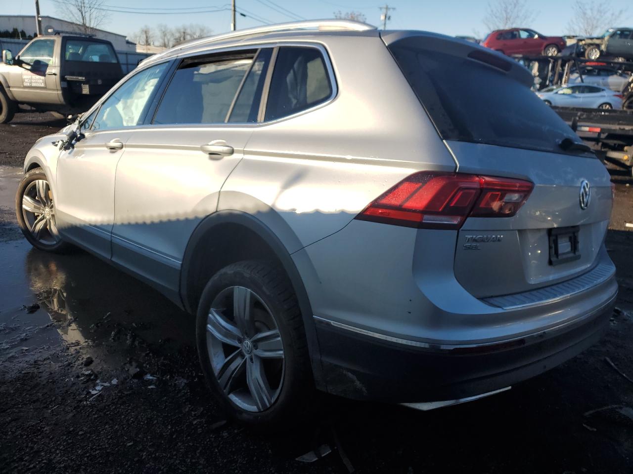 Image 2 of 2021 VOLKSWAGEN TIGUAN SE 2021 with VIN 3VV2B7AX9MM062704