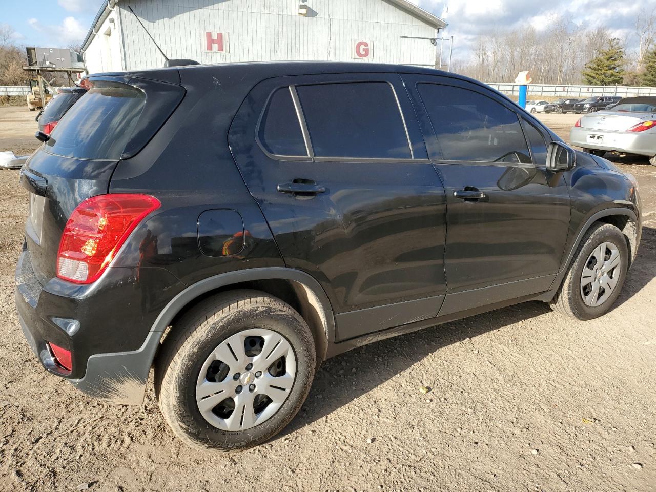 Image 3 of 2017 CHEVROLET TRAX LS 2017 with VIN 3GNCJKSB8HL226023