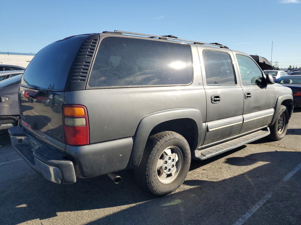 Изображение 3 2002 CHEVROLET SUBURBAN C1500 2002 с VIN 1GNEC16T12J152362