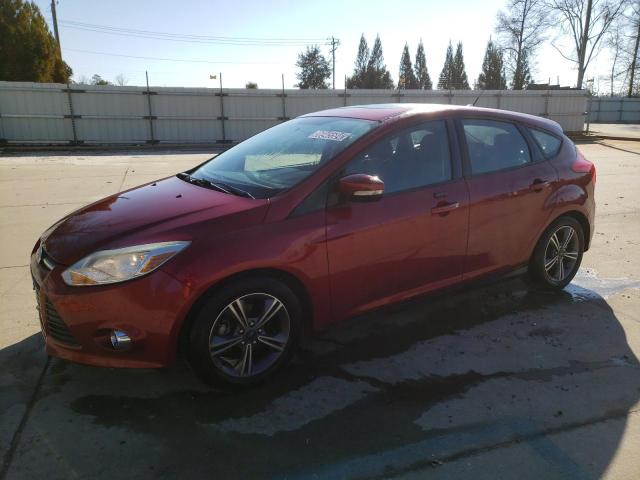 Image 1 of 2014 FORD FOCUS SE 2014 with VIN 1FADP3K26EL395987
