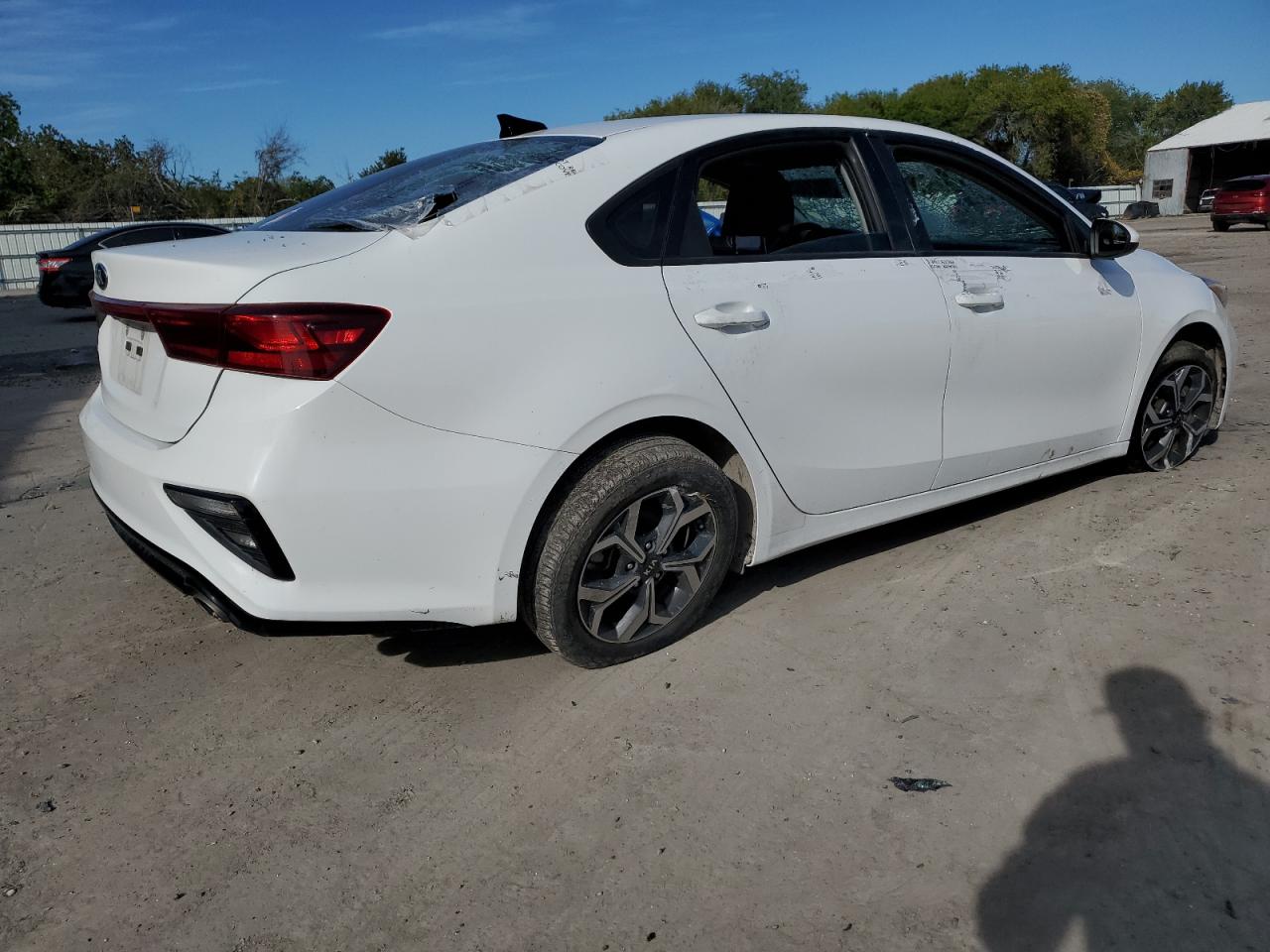Изображение 3 Kia Forte Fe 2021 с VIN 3KPF24ADXME350066