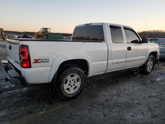 Obraz 3 z 2004 CHEVROLET SILVERADO K1500 2004 z VIN 2GCEK19T741214061