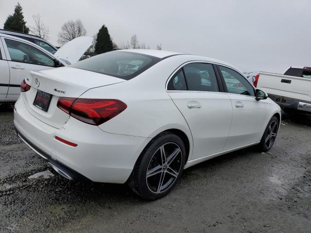 Obraz 3 z 2019 MERCEDES-BENZ A 220 4MATIC 2019 z VIN WDD3G4FB8KW000701
