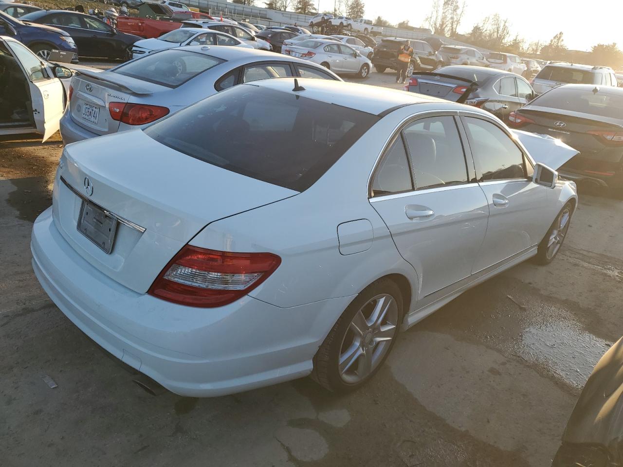 Image 3 of 2011 MERCEDES-BENZ C 300 2011 with VIN WDDGF5EB3BA497097