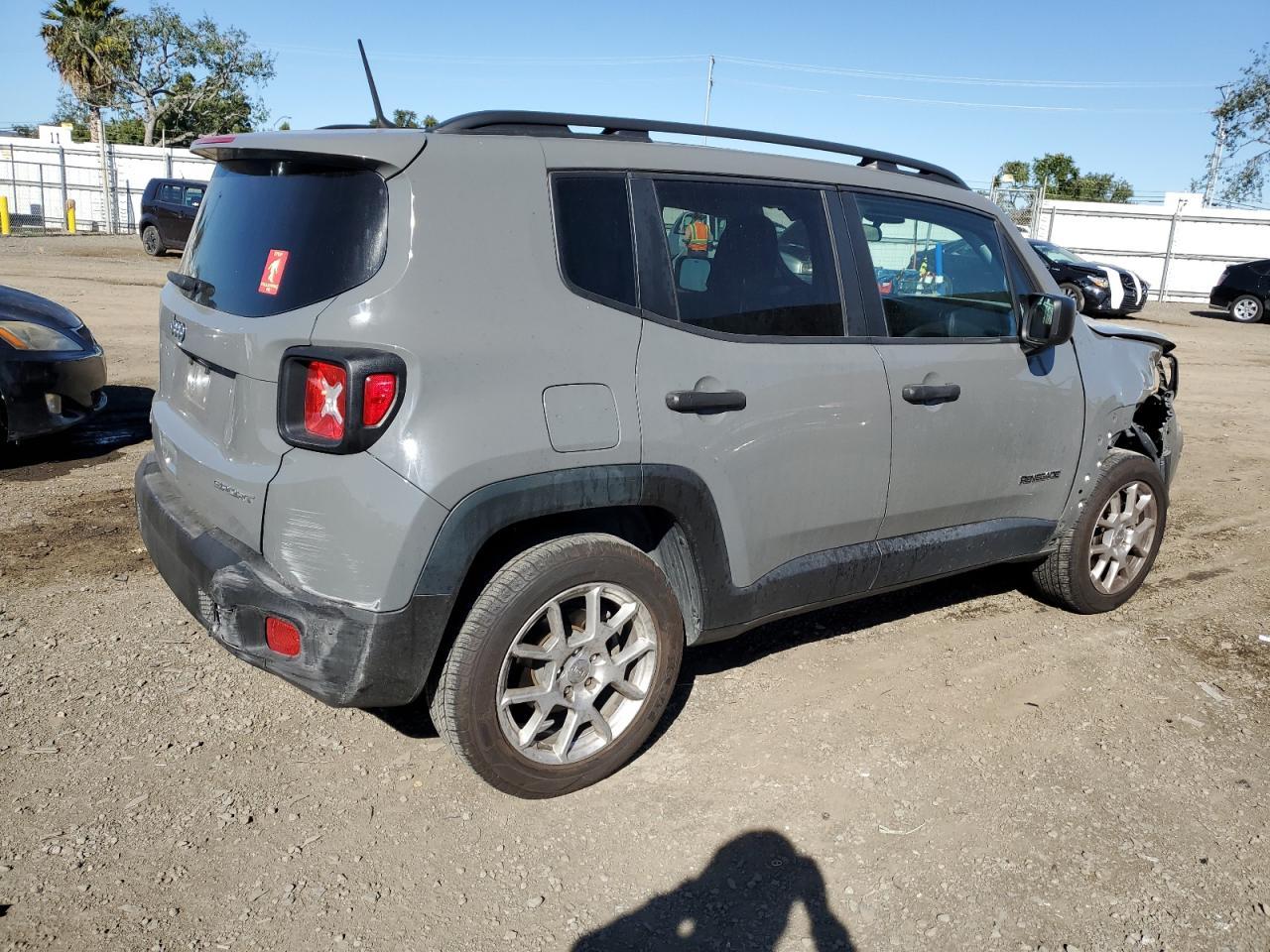 Obraz 3 z 2019 JEEP RENEGADE SPORT 2019 z VIN ZACNJBAB5KPK34661