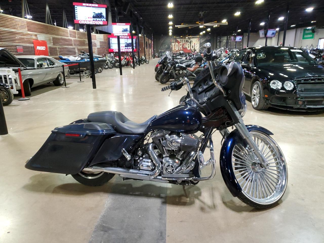 Obraz 1 z 2014 HARLEY-DAVIDSON FLHX STREET GLIDE 2014 z VIN 1HD1KBM13EB631767