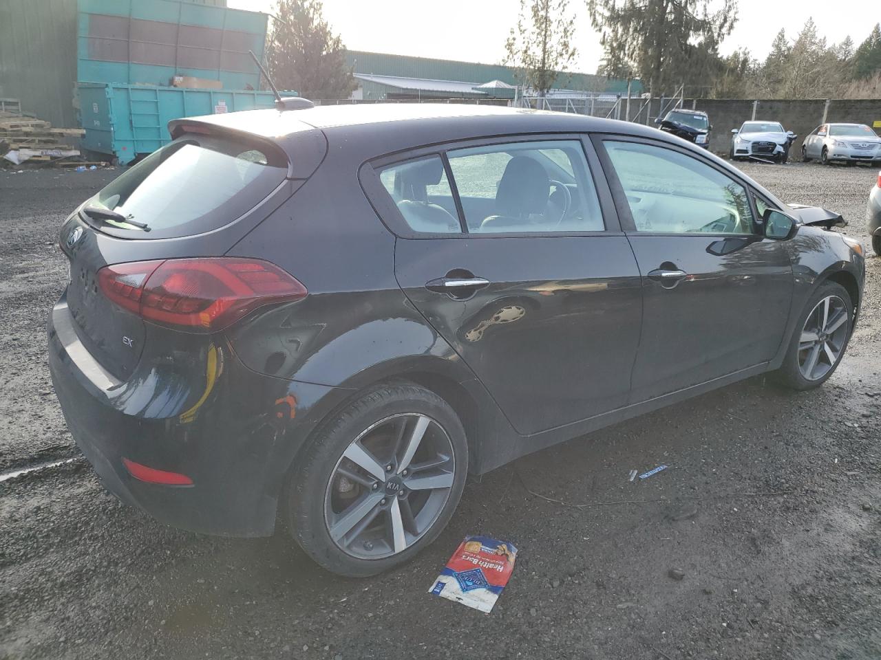 Image 3 of 2017 KIA FORTE EX 2017 with VIN KNAFX5A80H5674300