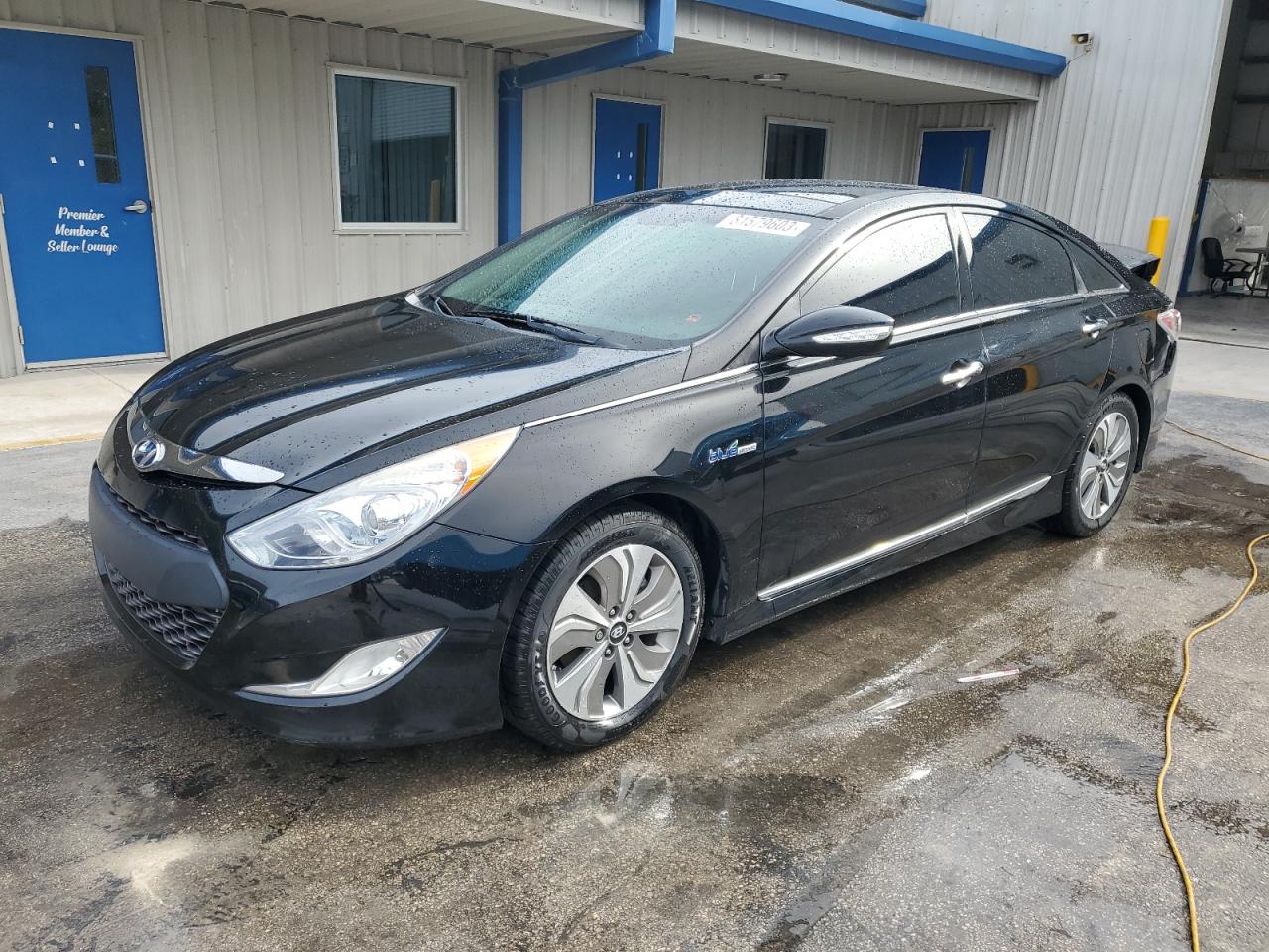 Obraz 1 z 2015 HYUNDAI SONATA HYBRID 2015 z VIN KMHEC4A44FA125295