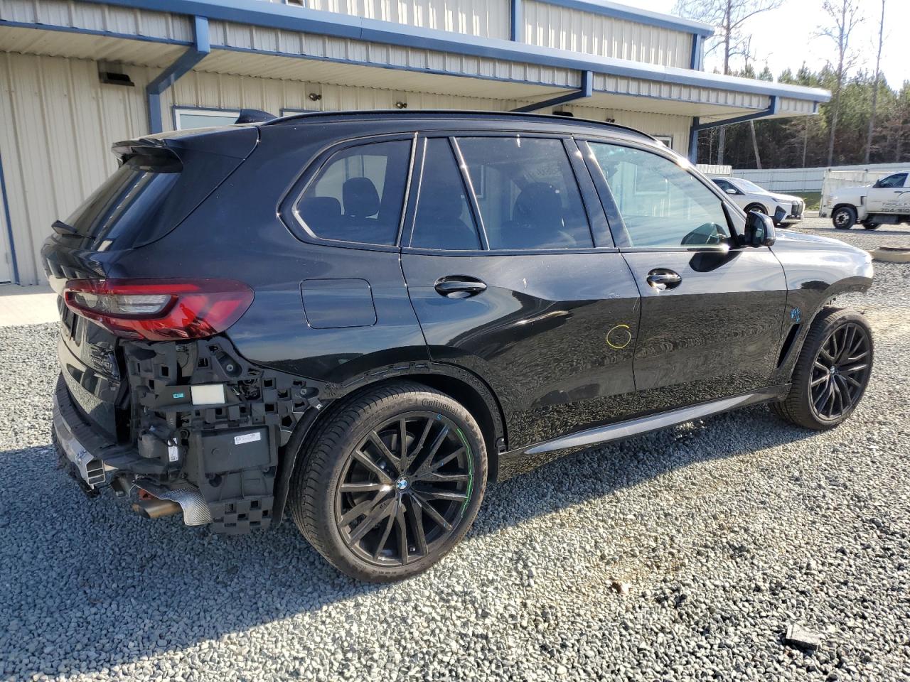 Изображение 3 2023 BMW X5 XDRIVE40I 2023 с VIN 5UXCR6C08P9P99838