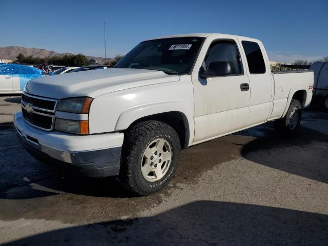 Image 1 of 2006 CHEVROLET SILVERADO K1500 2006 with VIN 1GCEK19Z86Z198550