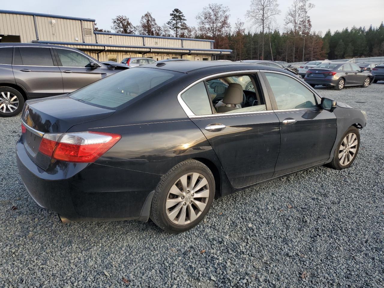 Image 3 of 2013 HONDA ACCORD EXL 2013 with VIN 1HGCR2F83DA163643