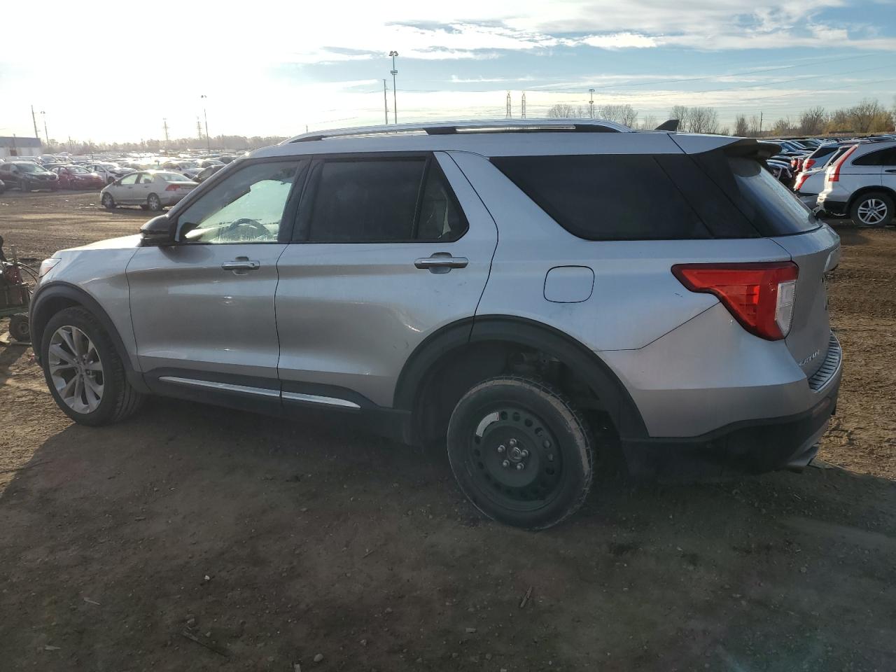 Image 2 of 2022 FORD EXPLORER PLATINUM 2022 with VIN 1FM5K8HC9NGA26152