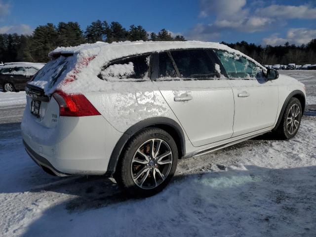 Изображение 3 2016 VOLVO V60 CROSS COUNTRY PREMIER 2016 с VIN YV4612HK4G1003512
