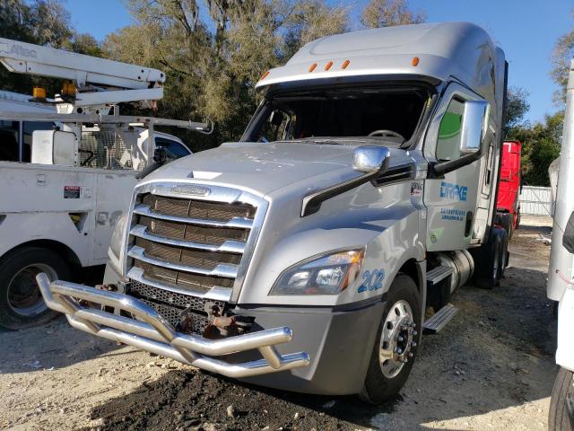 Image 2 of 2020 FREIGHTLINER CASCADIA 126  2020 with VIN 1FUJHHDR9LLLX4669