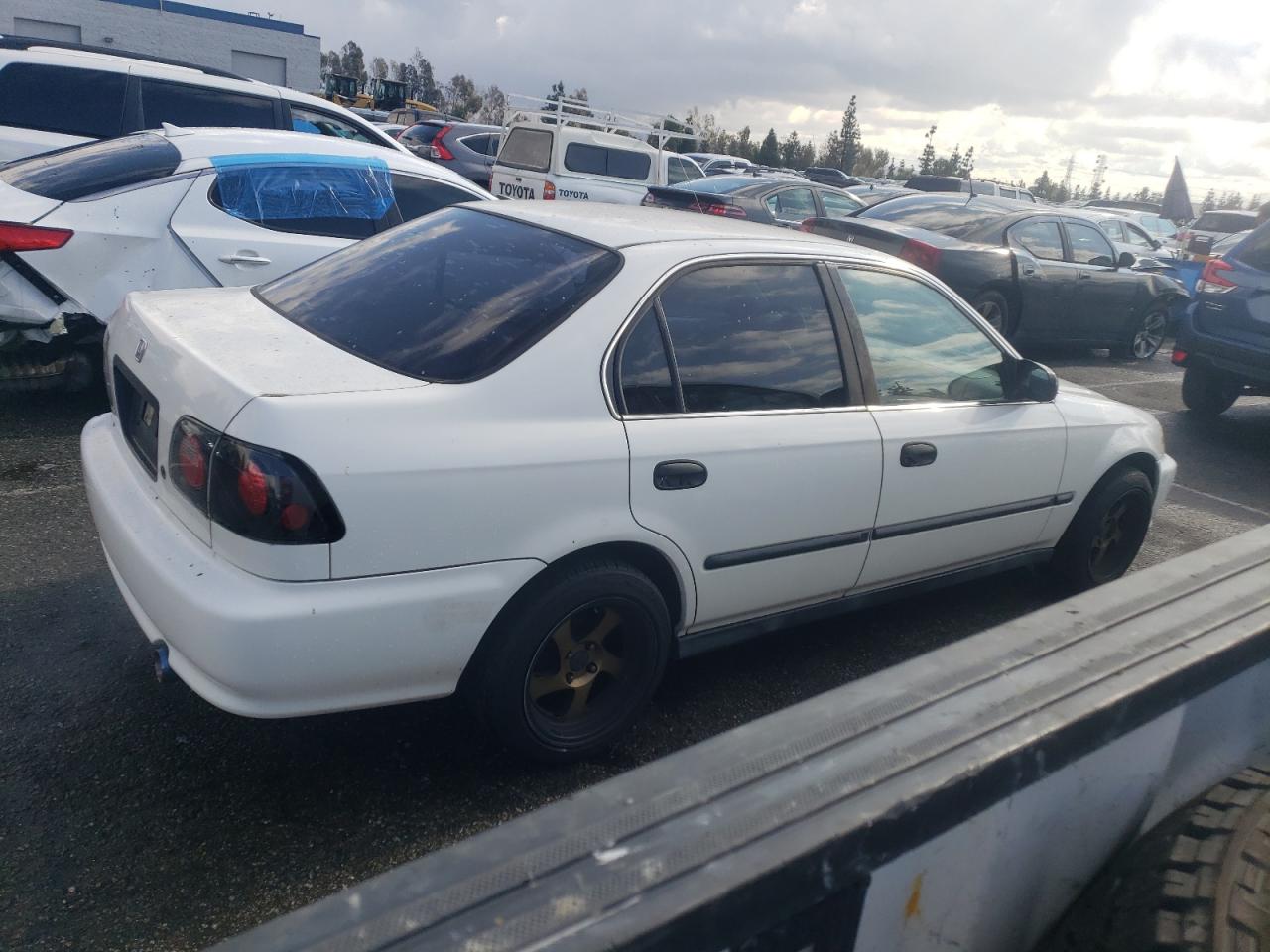 Image 3 of 2000 HONDA CIVIC GX 2000 with VIN 1HGEN1645YL000630