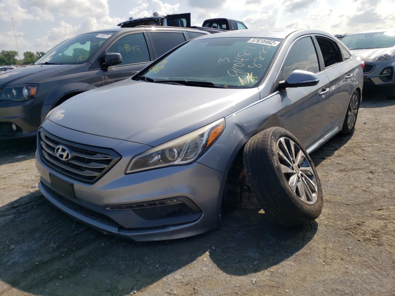 Image 2 of 2015 HYUNDAI SONATA SPORT 2015 with VIN 5NPE34AFXFH220328