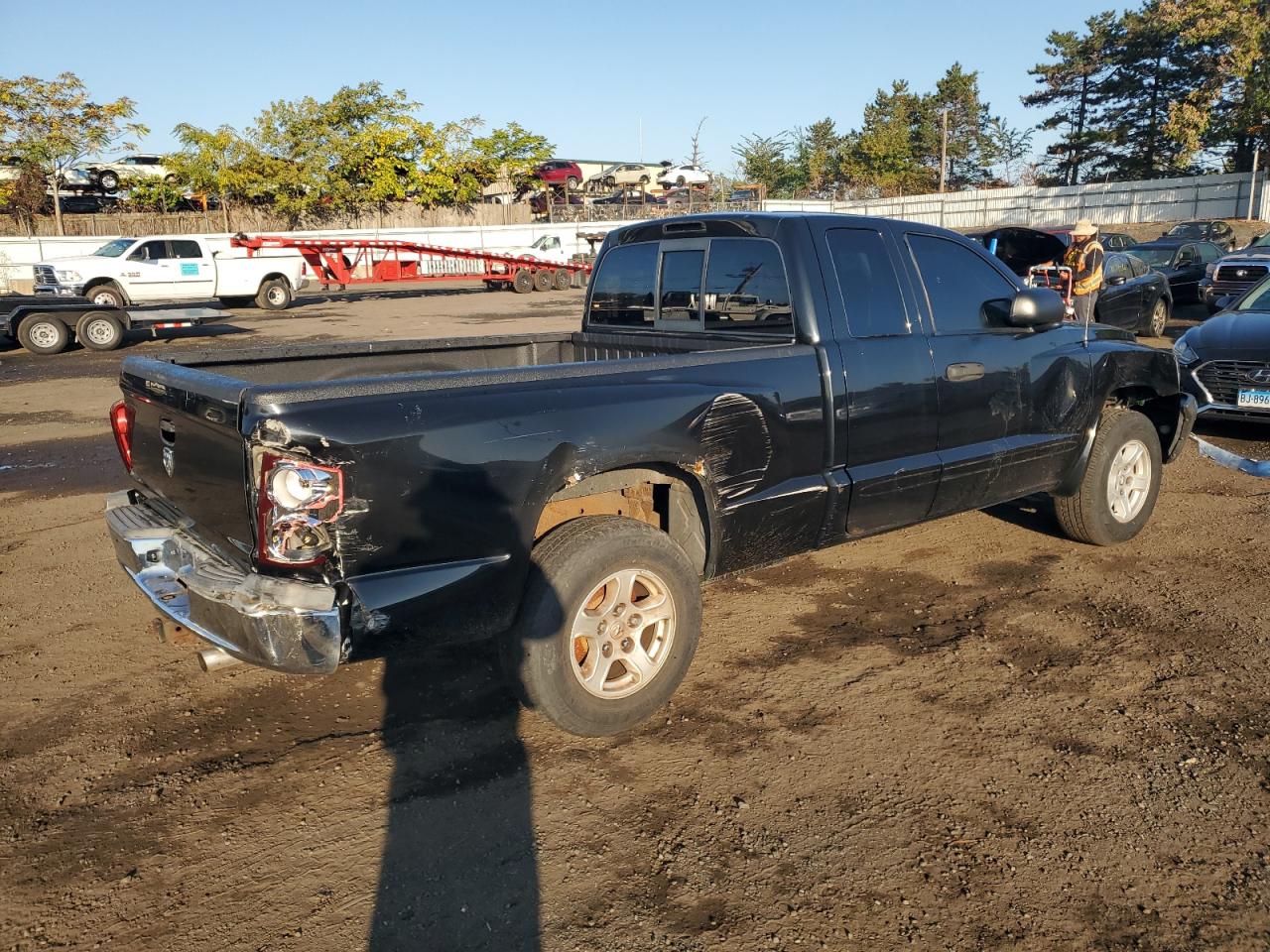 Image 3 of 2005 DODGE DAKOTA SLT 2005 with VIN 1D7HW42K85S169465