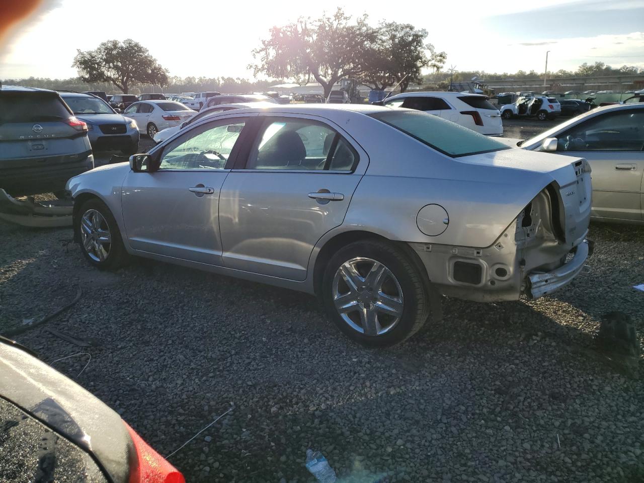 Изображение 2 2011 FORD FUSION SE 2011 с VIN 3FAHP0HA2BR202133